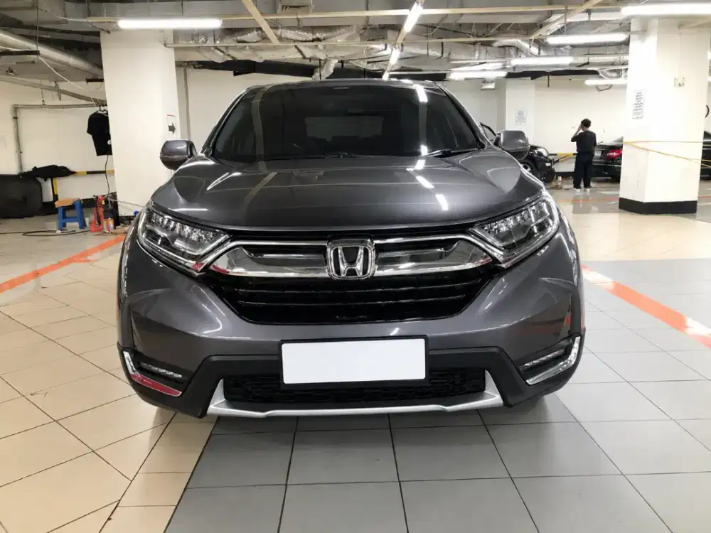 Honda crv cr-v prestige turbo 2017 at siap pakai