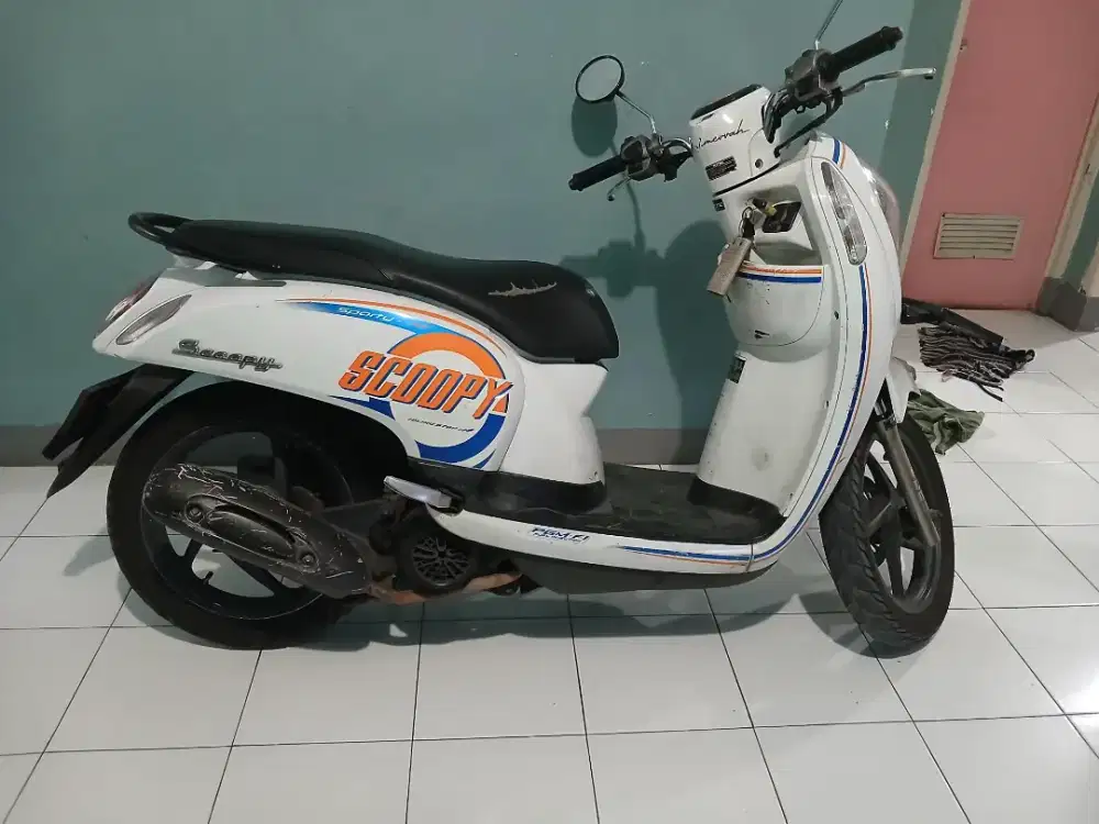 HONDA SCOOPY REMOT 2015