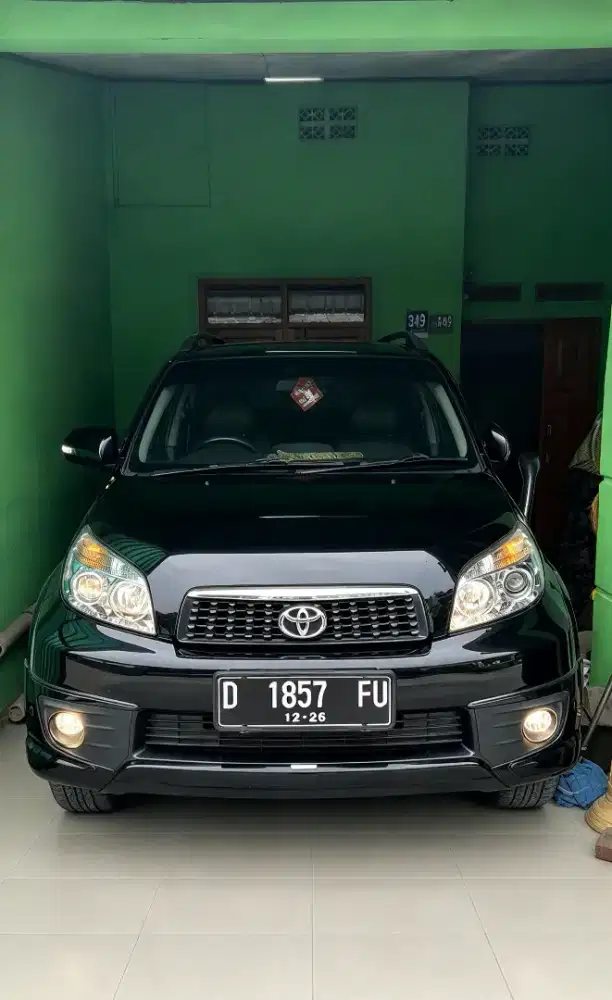 RUSH S TRD SPORTIVO mt 2013 | 2014 ( KM.low 50rb an istimewa)