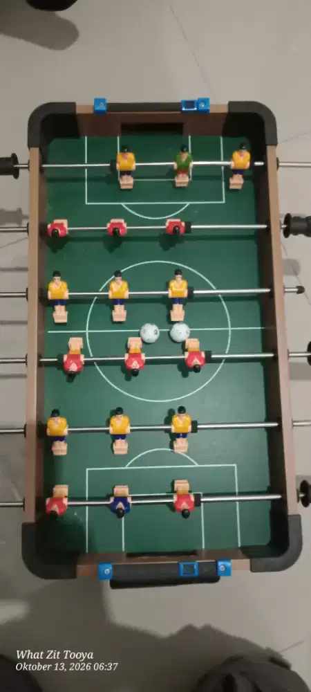 Mainan sepak bola mini