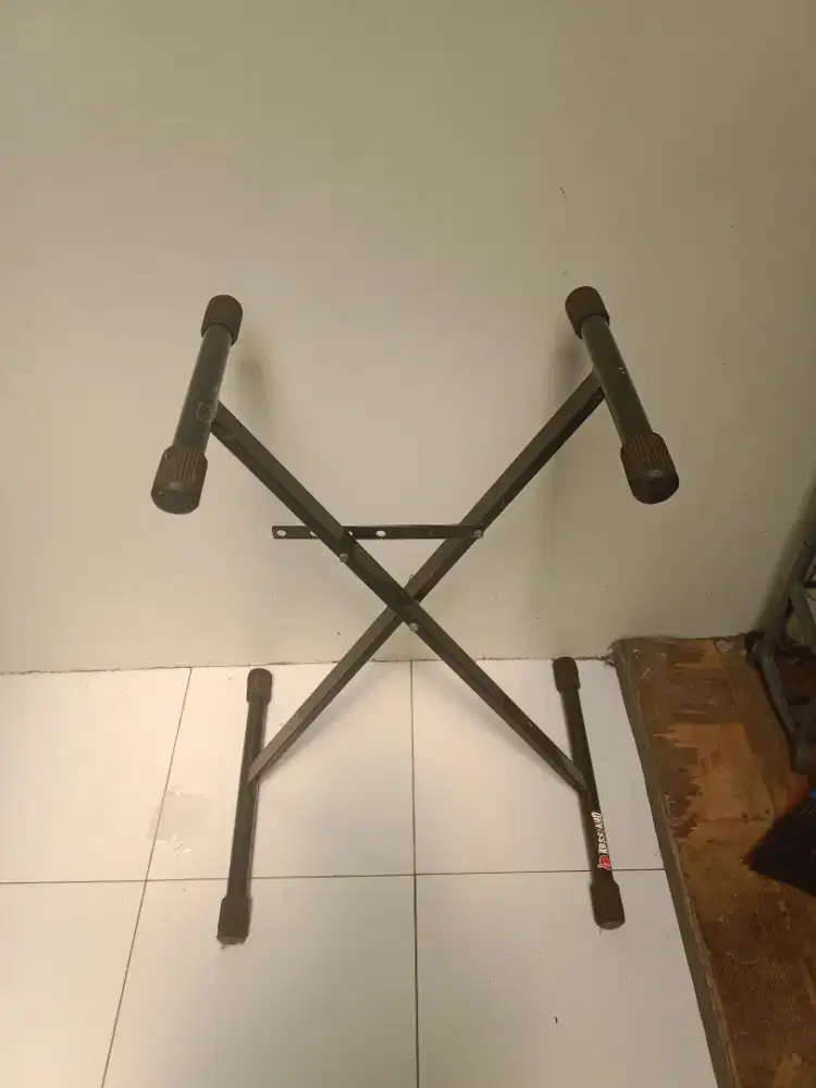 Stand kaki Keyboard