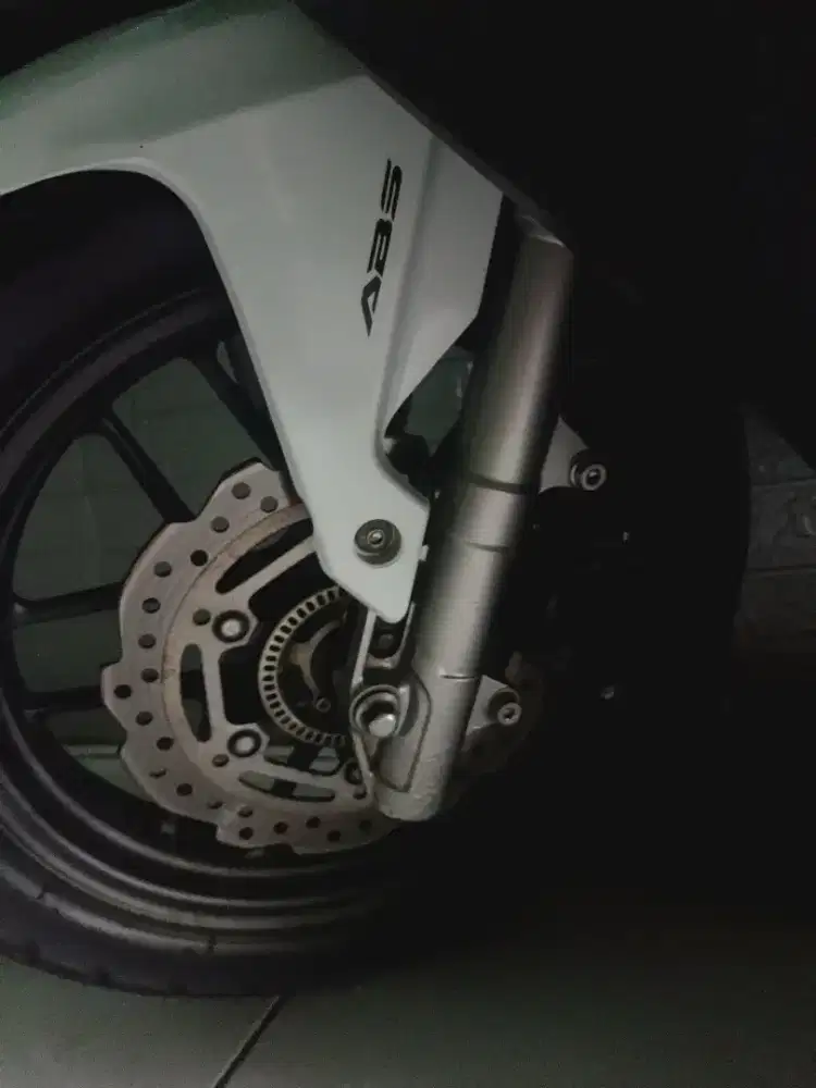 Adv 2020 abs apik dan terawat