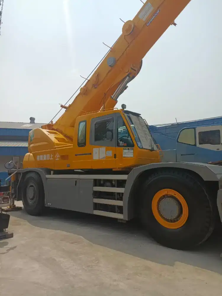Raughterain crane kato SL600 kapasitas 50 ton tahun 2025
