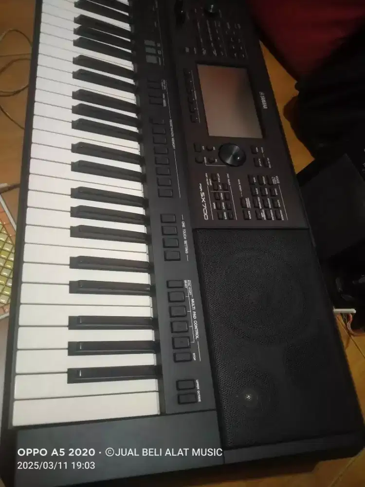 Spare part keyboard & alat music di cri tuk di beli