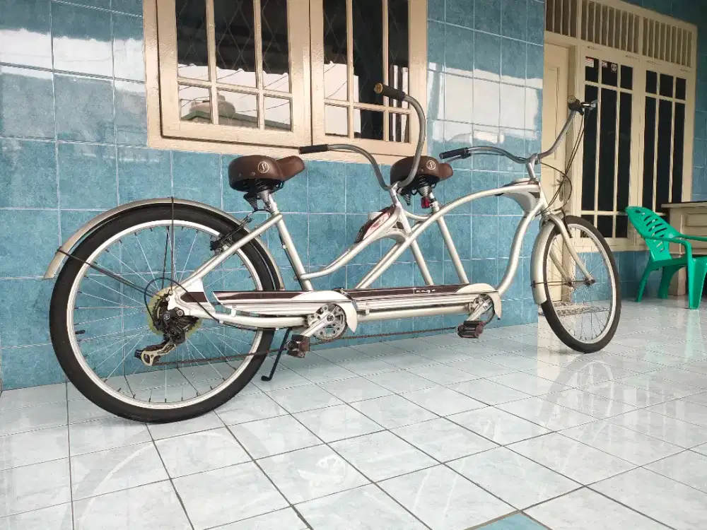 Sepeda Schwinn Tango Tandem
