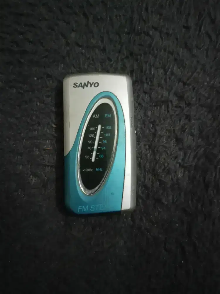 walkman pocket radio sanyo
