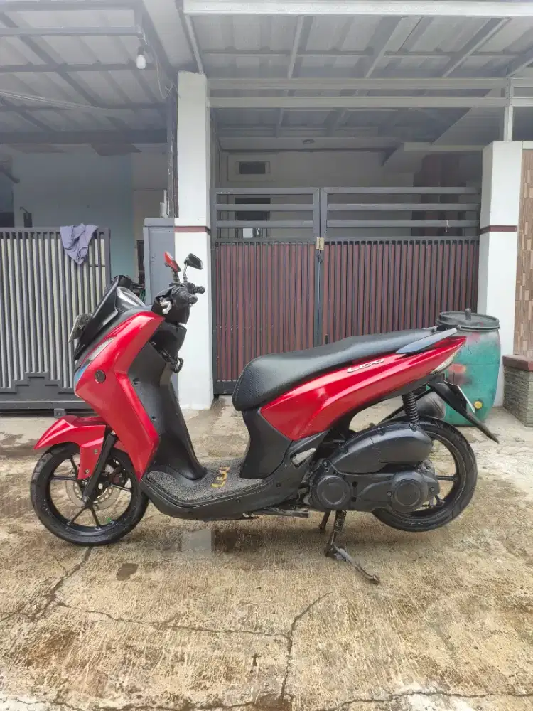 Yamaha Lexi 2018 Red colour
