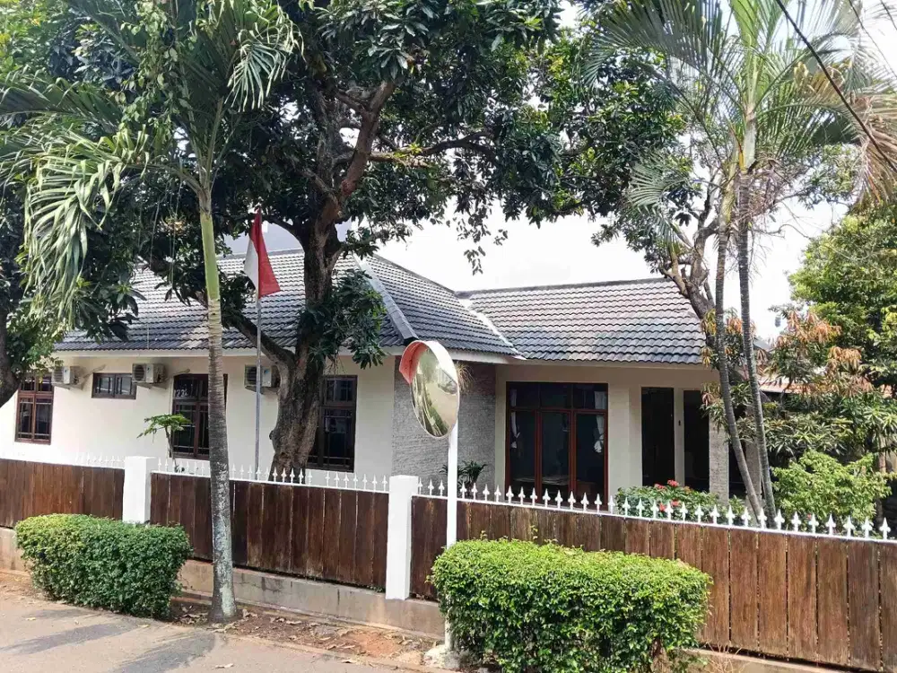 DISEWA RUMAH MEWAH KOMPLEK BANGUN CIPTA SARANA CIPETE SELATAN CILANDAK