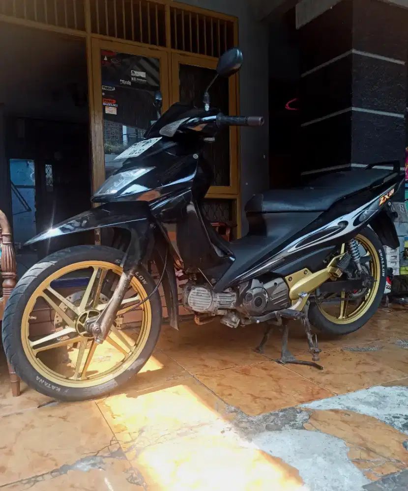 KAWASAKI ZX 130