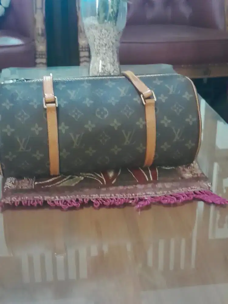 Jarang  dipakai , mau di jual aja