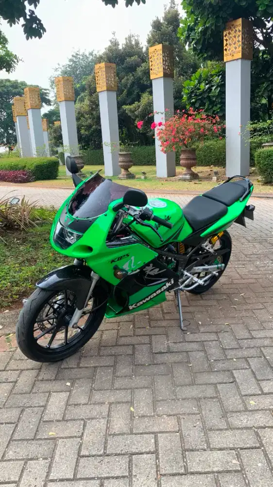 Kawasaki Ninja Gen 4 tahun 2011