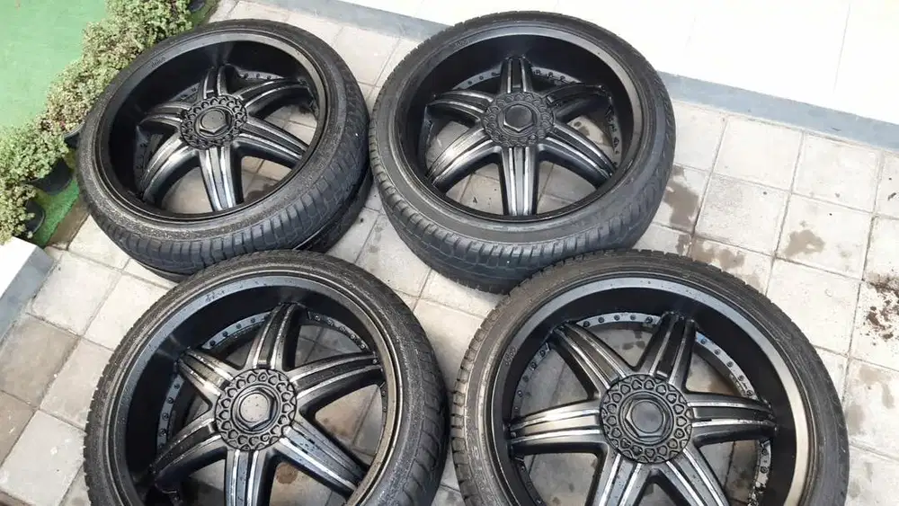 Velg dan Ban ukuran R22