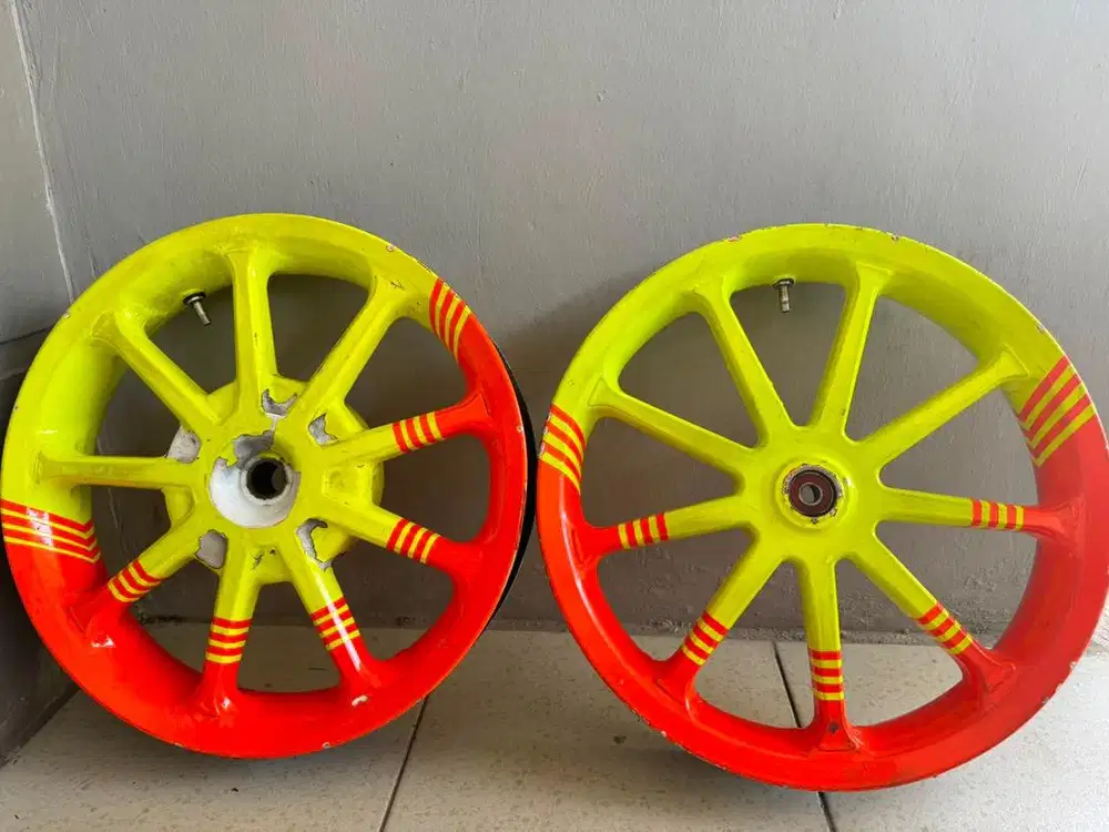 velg motor honda vario