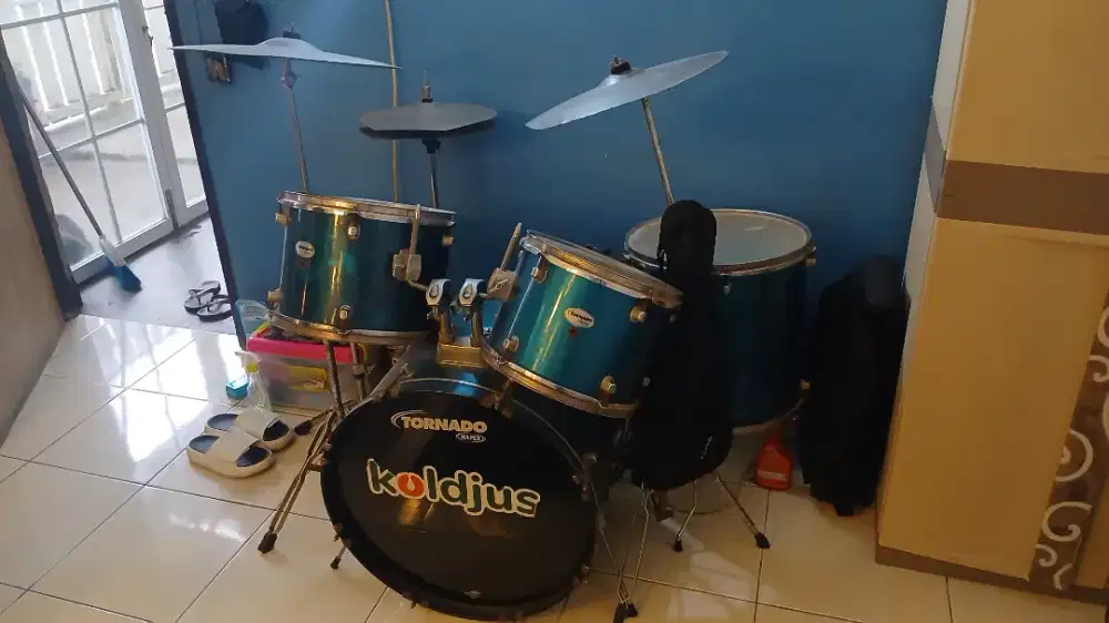 Dijual cepat drum acoustik