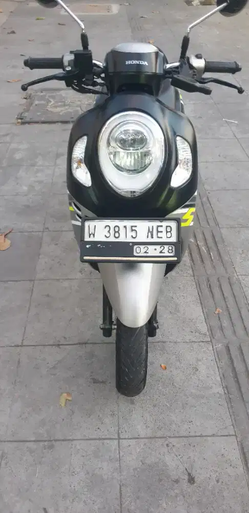 Scoopy Fhasion th 2024 W sidoarjo pjk baru
