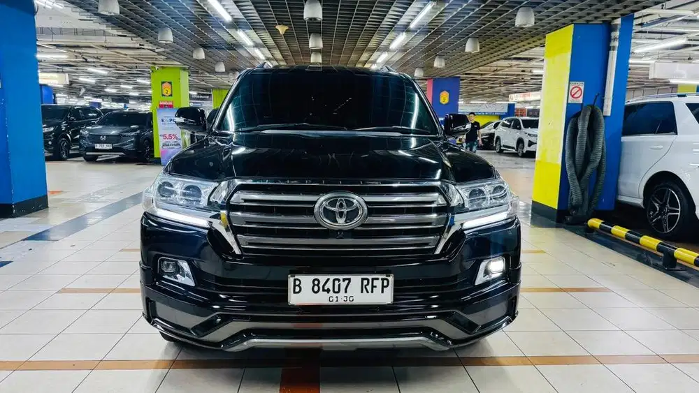 Land Cruiser VXR 2009 Hitam
