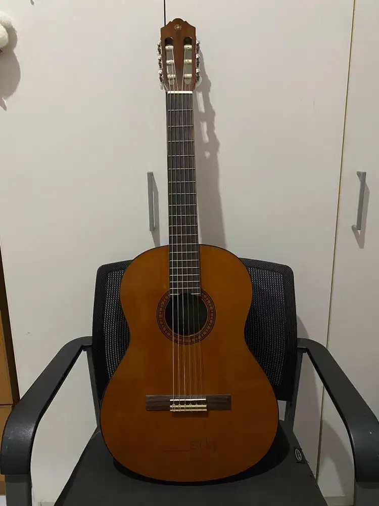 Gitar Klasik Yamaha CS40