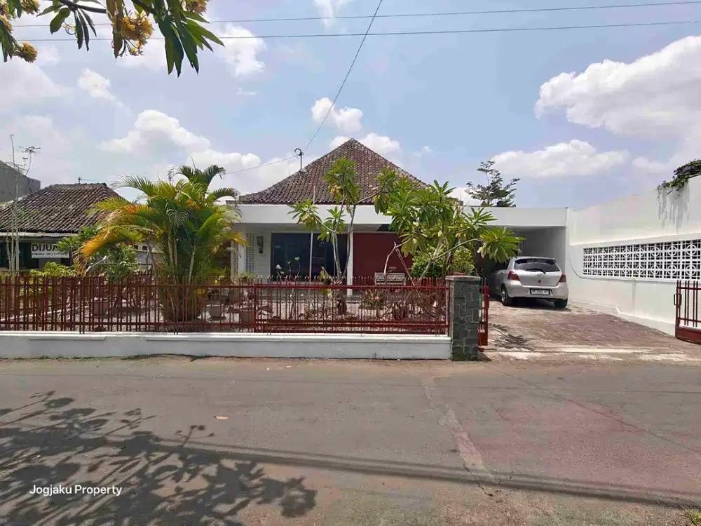 Dijual Cepat di Bawah Harga Pasar  Strategis Bonus Bangunan Rumah dikawasan Premium Tamansiswa Jogja