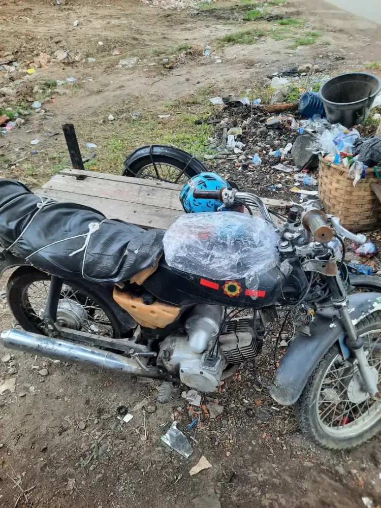 Becak.  SUZUKI A100 Di jual segera