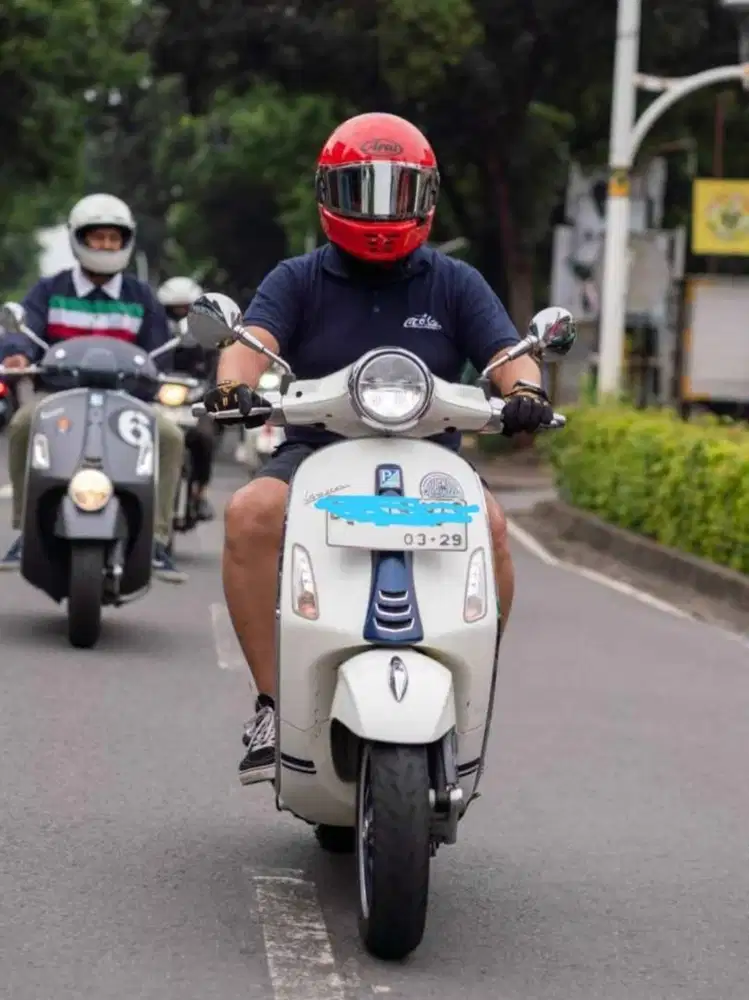 Dijual Vespa Primavera 150 ABS Special Edition Yacht Club 2018