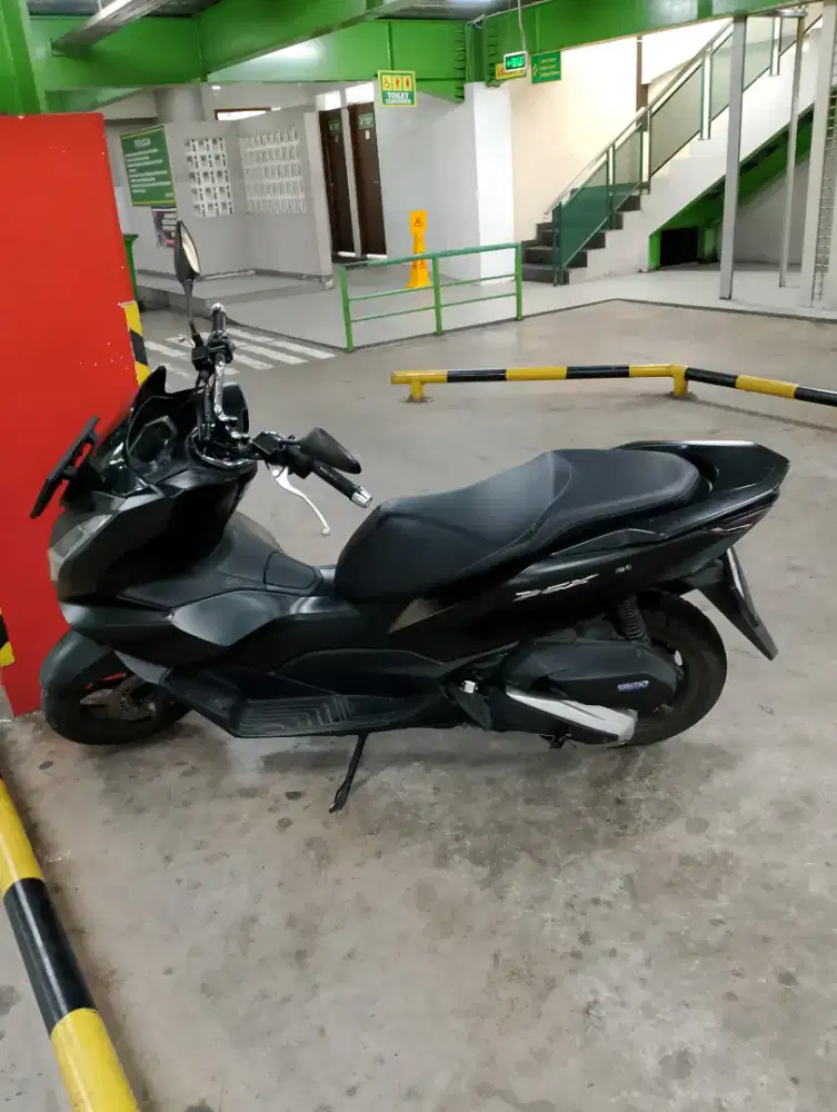 Jual Honda PCX tangan pertama
