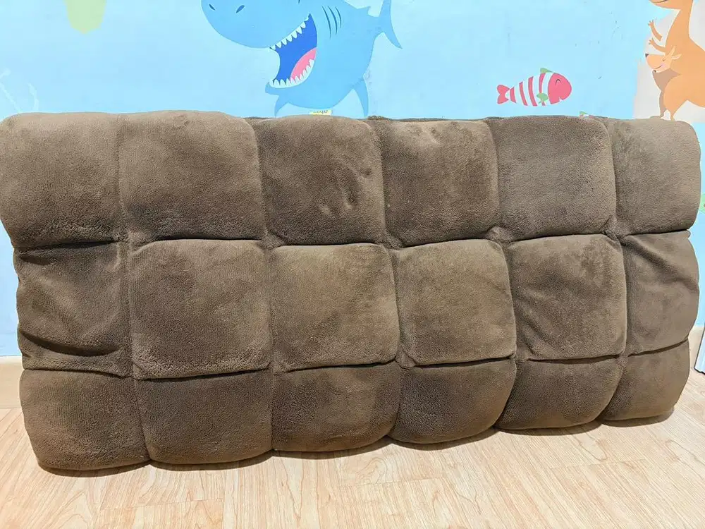 Sofa single warna coklat