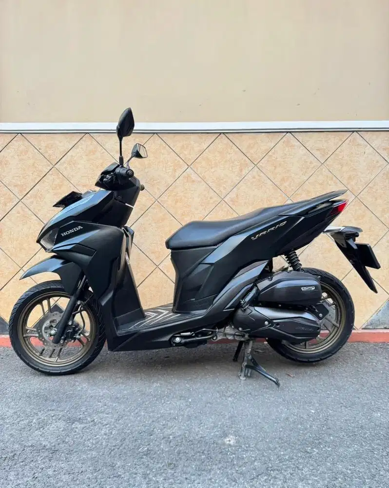 Honda Vario 125 Gen 2 THN 2025 Keyless Mulus Gress
