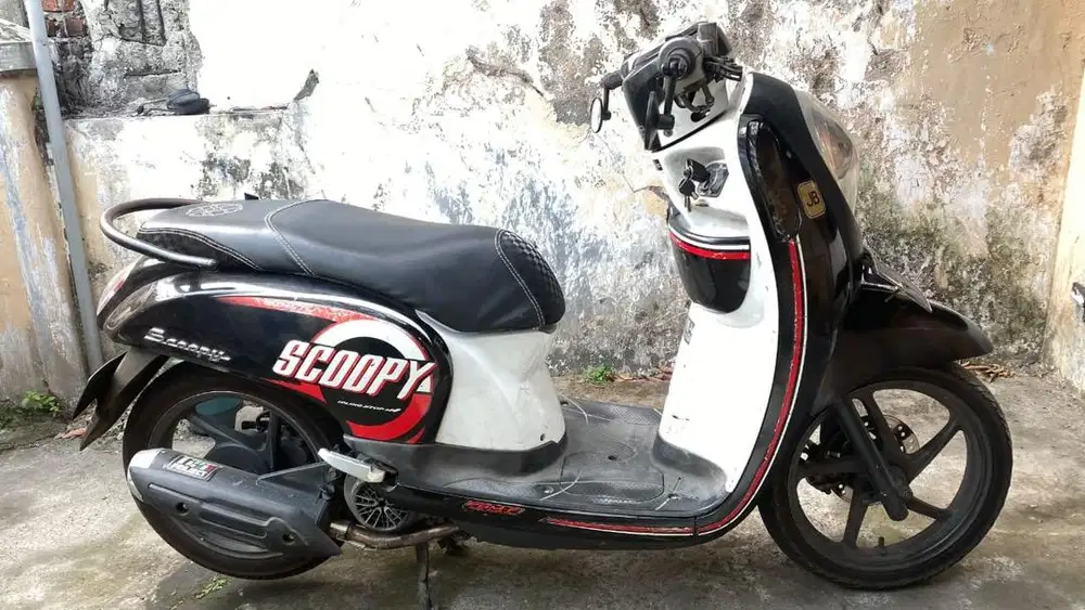 Honda Scoopy 2016
