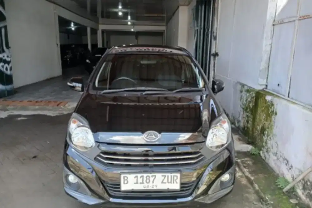 Daihatsu ayla 1.2 R MT 2022