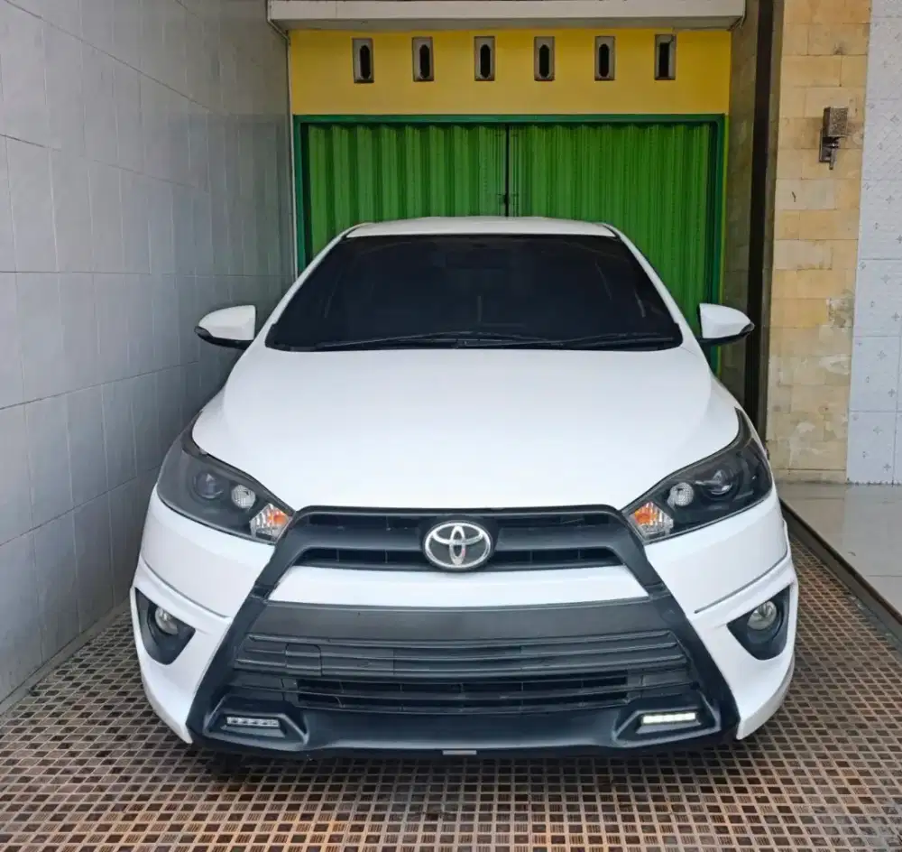YARIS TRD S AT ( tipe tertinggi)