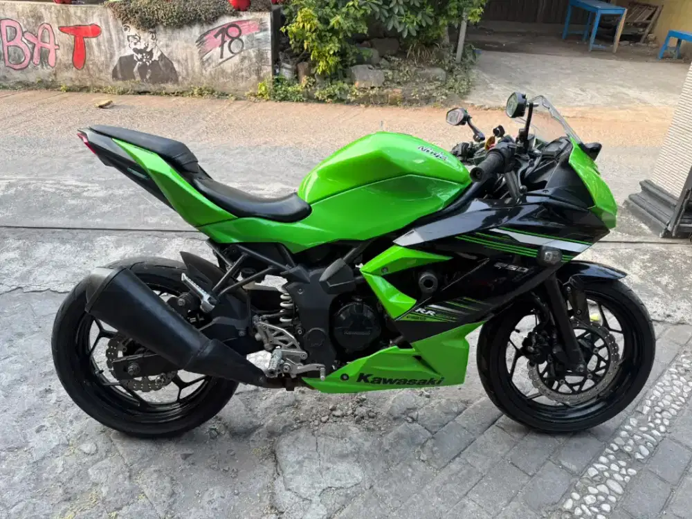 Kawasaki ninja 250 CC THN 2014 plat AD Klaten