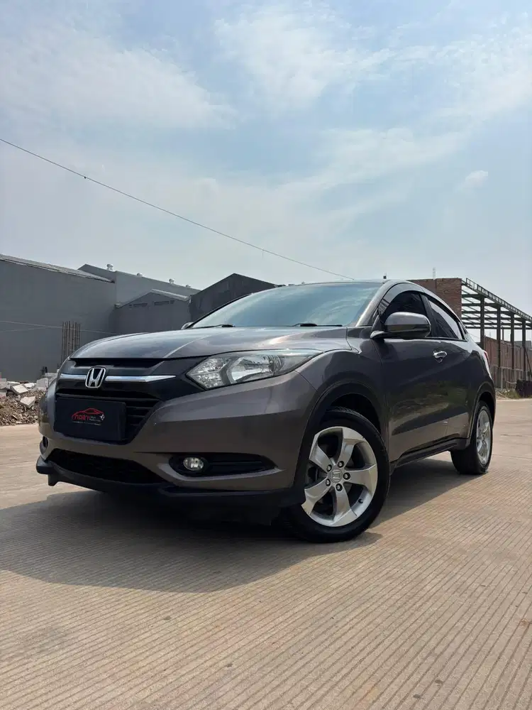 Honda HRV 1.5 E CVT 2018 Automatic ( Abu Abu Metalik )