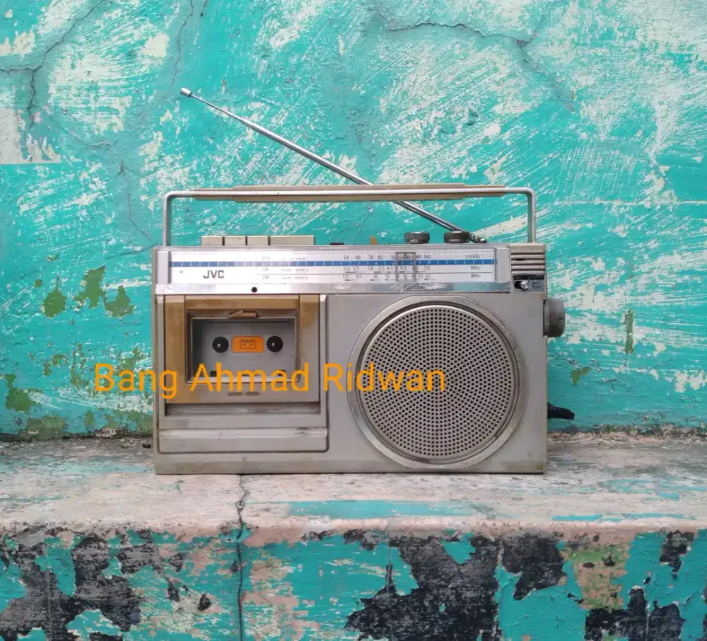JVC tape kaset pita radio MW AM SW antik jadul kuno tua klasik