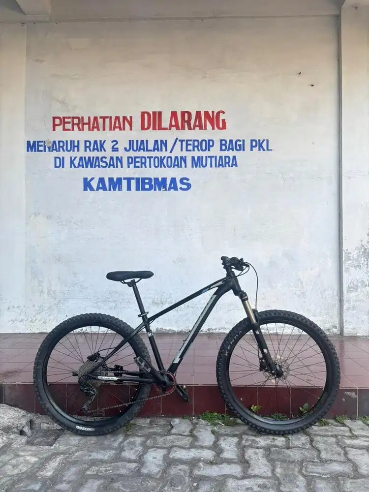 POLYGON XTRADA 6 TAHUN 2020
