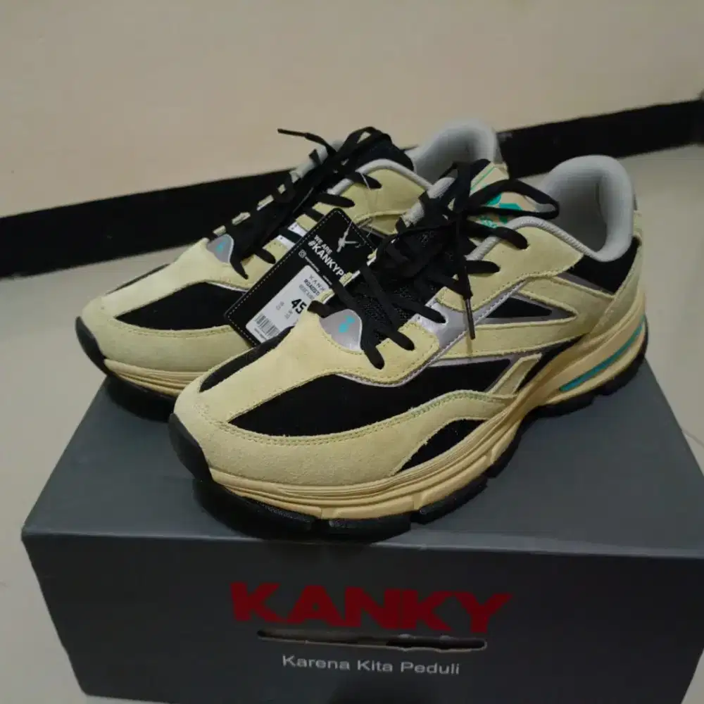 Kondisi Baru - Sepatu Kanky Klasik Roadstar Beige Green (size 45}