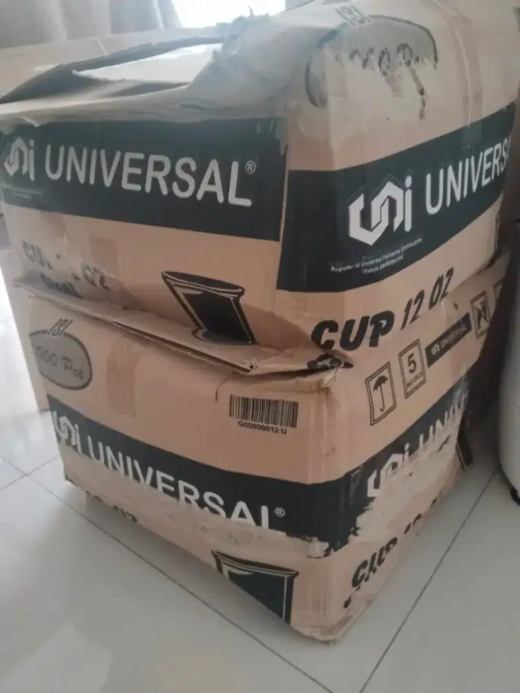 Cup 12oz oval merk Universal