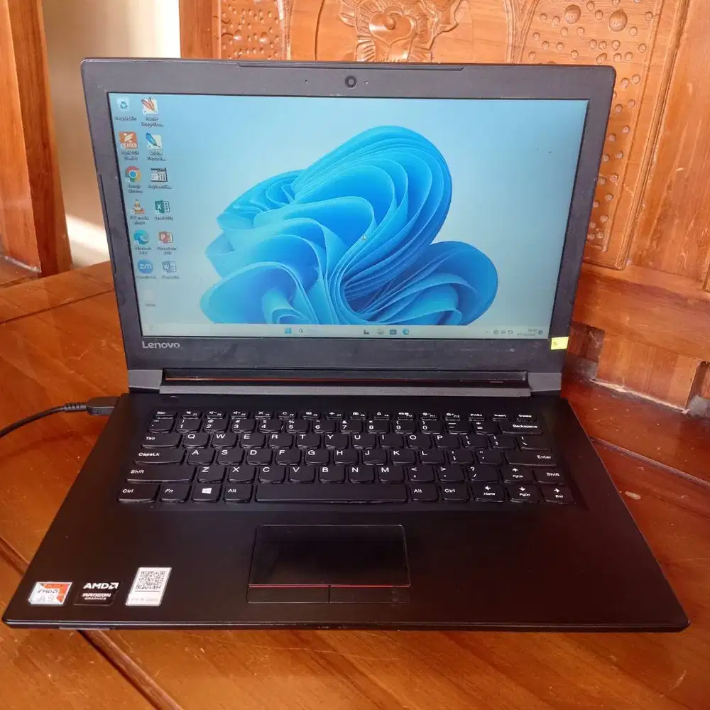 Ready Laptop lenovo V110-14AST  AMD A9-9420 RADEON R5 Ram 8 GB