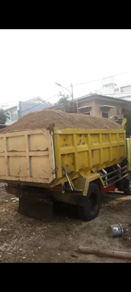 Pasir bangunan isi 7,5 kubik full padat