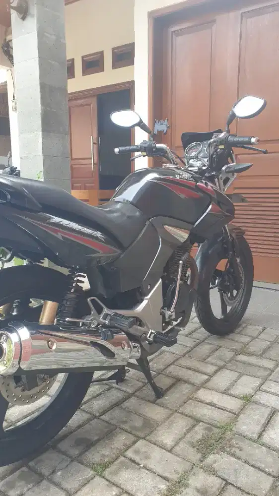 Dijual honda tiger 2011