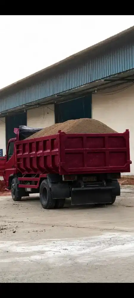 Pasir bangunan isi 7,5 kubik full padat