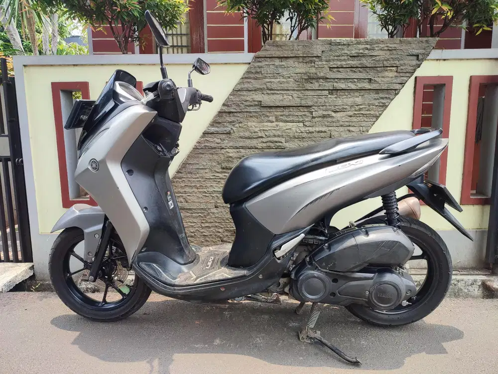 JUAL LEXI  125 TYPE KUNCI TAHUN 2019