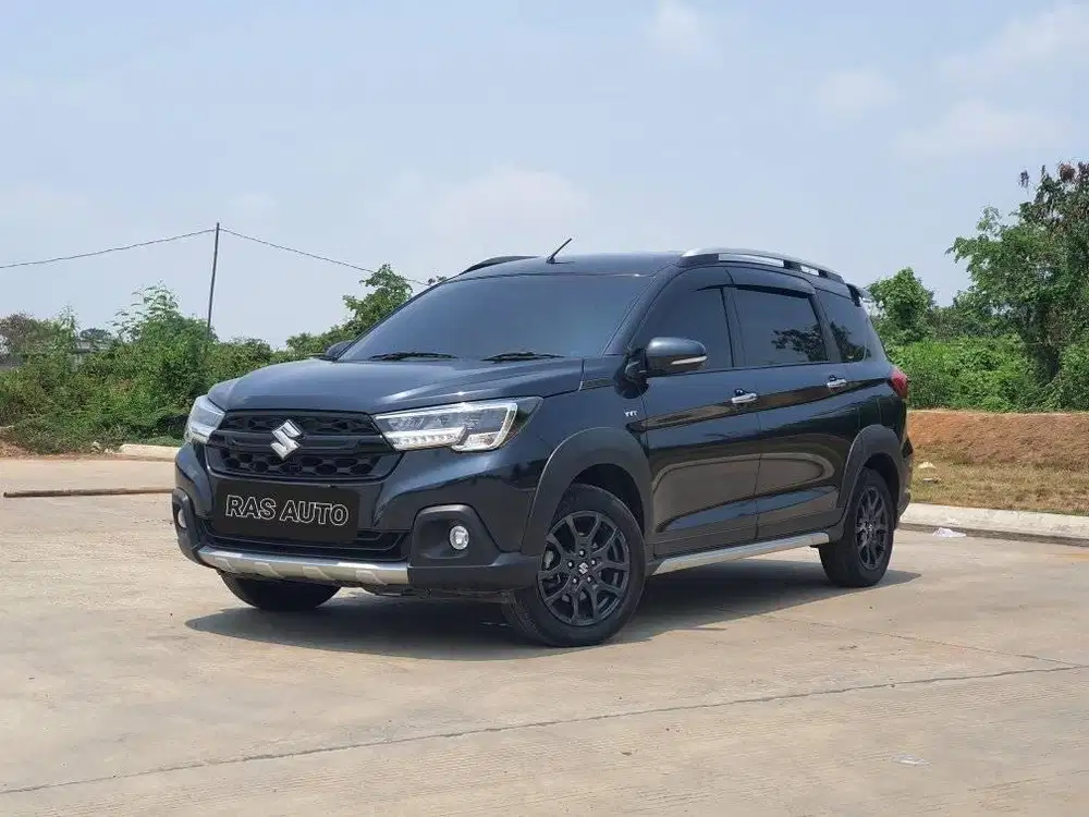 SIAP PAKAI!!  Suzuki XL7 1.5 Alpha HYBRID AT 2024 Hitam