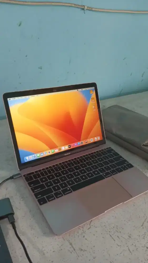 Macbook retina 12 2017 8/256gb