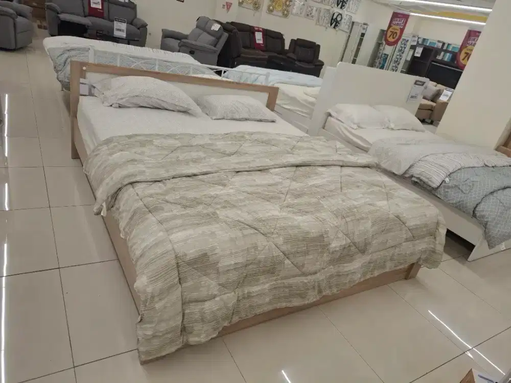 Set Tempat Tidur 180x200