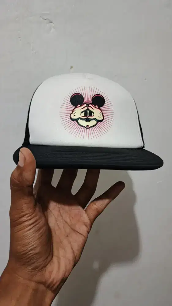 TOPI MICKEY MOUSE