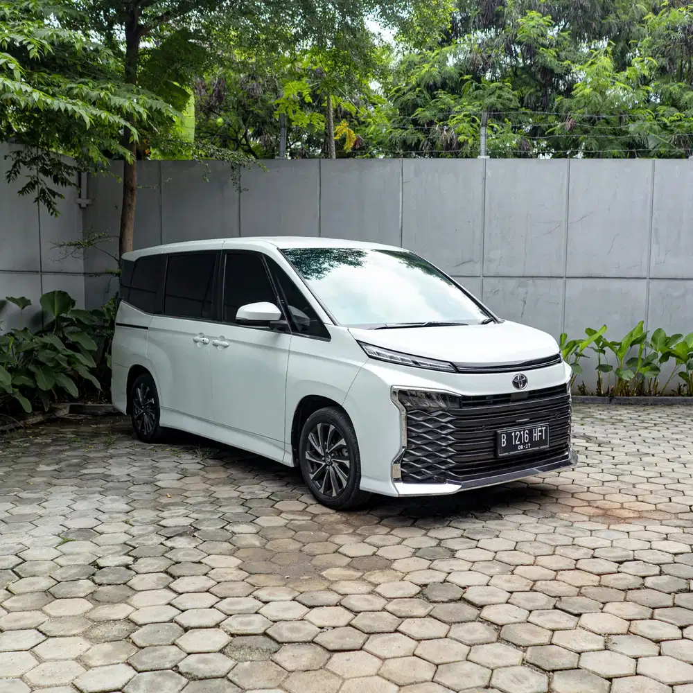 ALL NEW VOXY 2.0 2022 MATIC