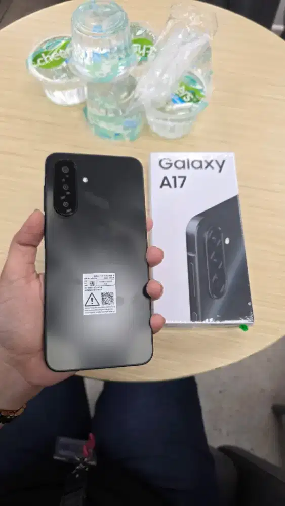 Samsung galaxy A17