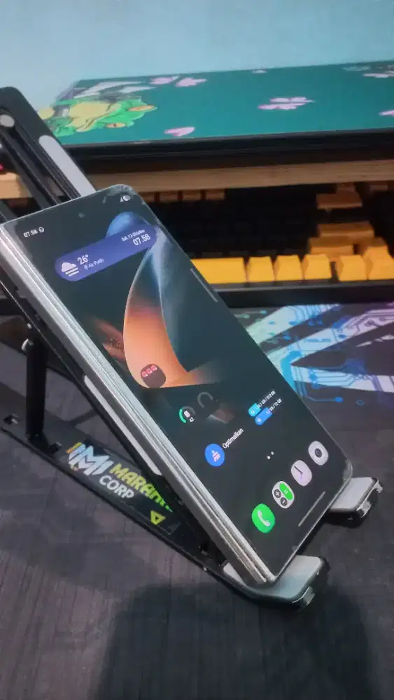 Samsung Galaxy Z Fold 4