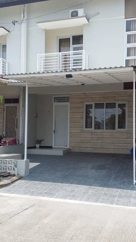 Disewakan Rumah Bagus di Taman Kopo Indah Bandung