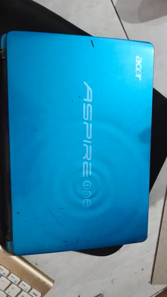 Laptop Acer One 200.000